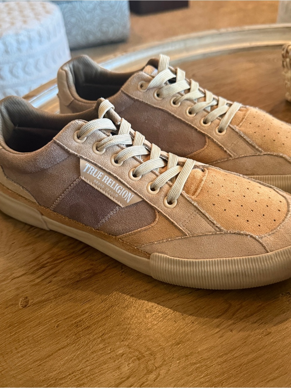 True Religion "Ian" Multi-Paneled Low Top Sneakers - Men's Size 11